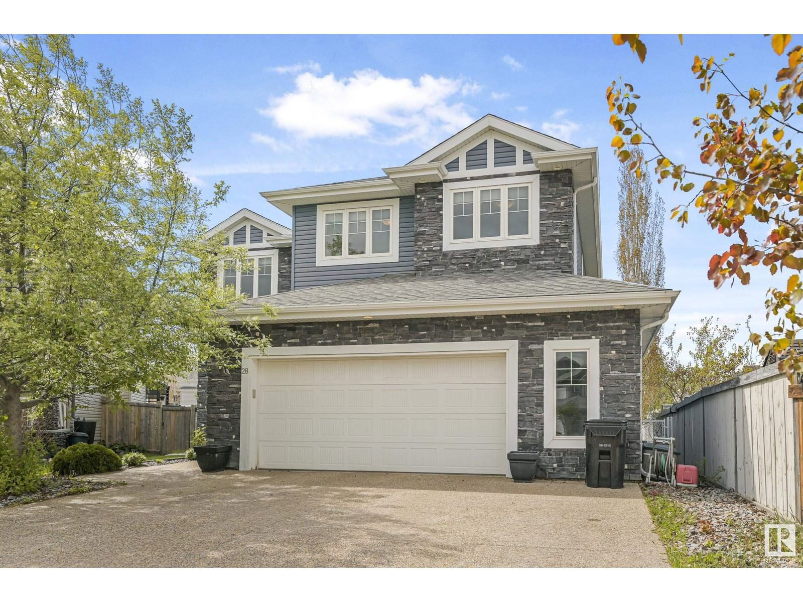 28 LONGVIEW PT Image 2