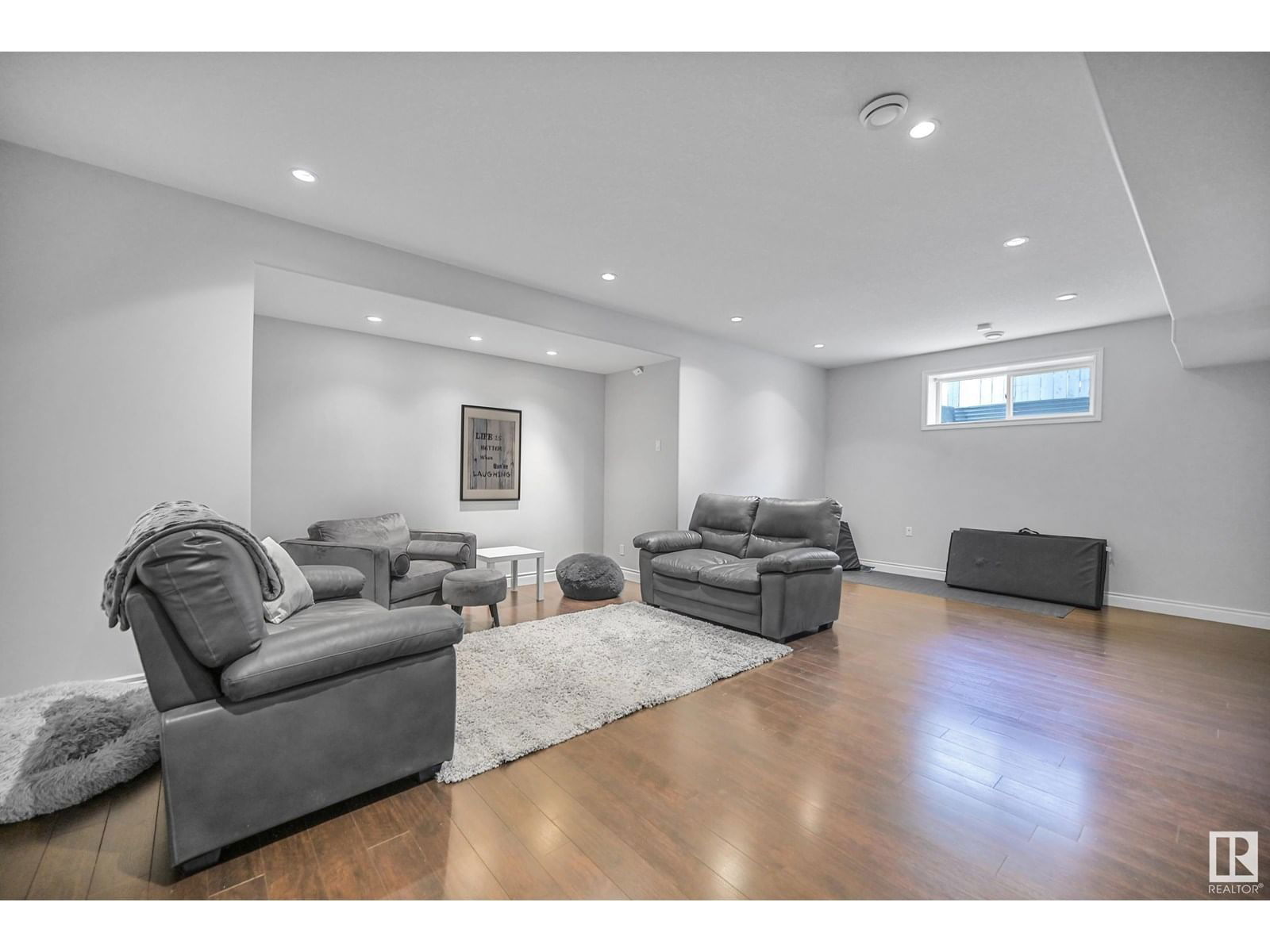 28 LONGVIEW PT Image 31