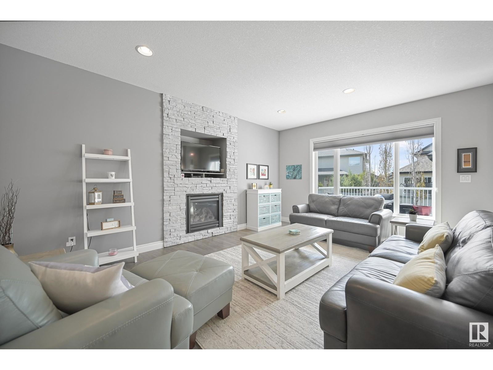 28 LONGVIEW PT Image 8