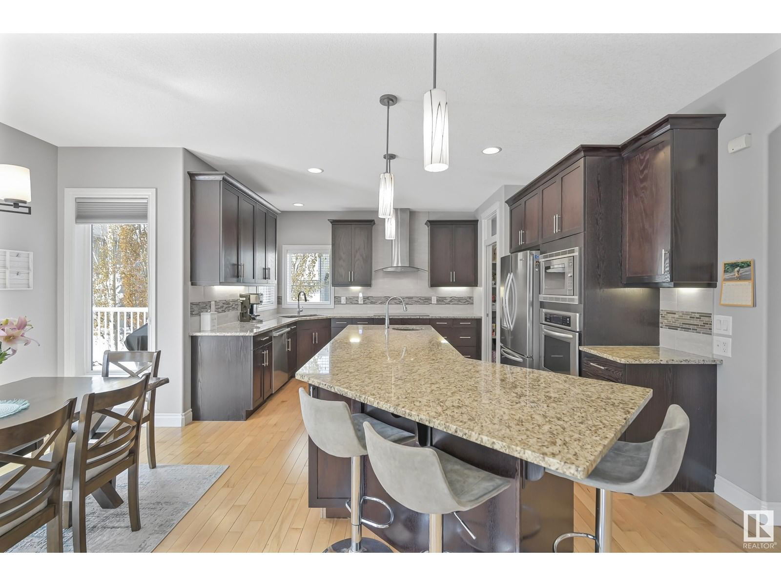 28 LONGVIEW PT Image 9