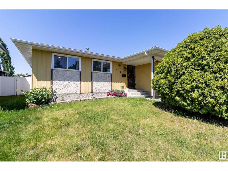232 Humberstone Rd Edmonton, Alberta