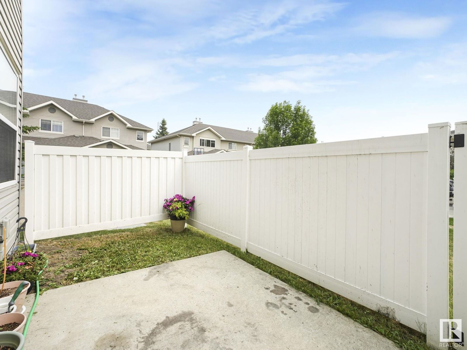 230 - 183 EDWARDS DR Image 27