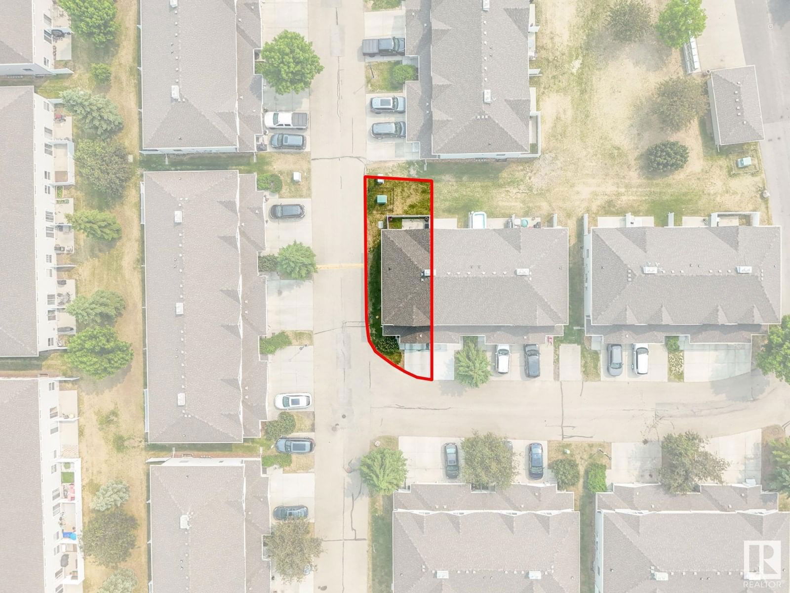 230 - 183 EDWARDS DR Image 33