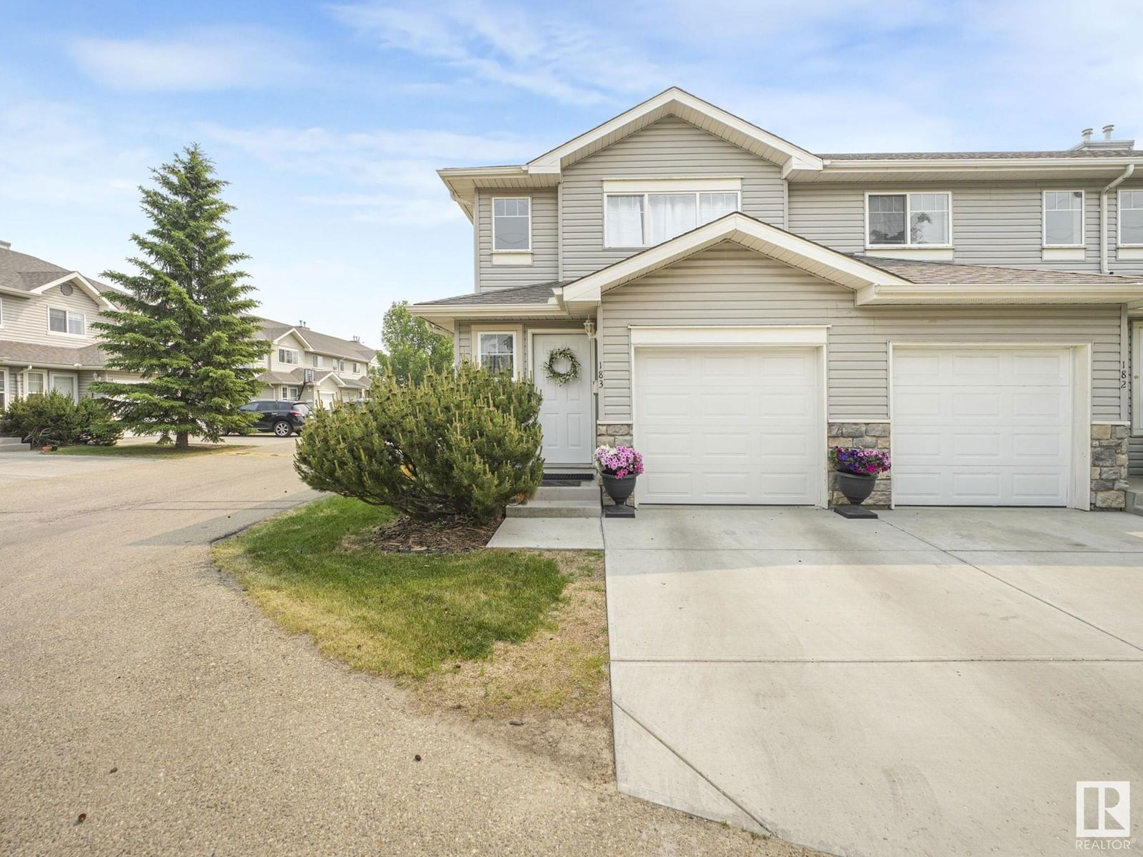 230 - 183 EDWARDS DR Image 41