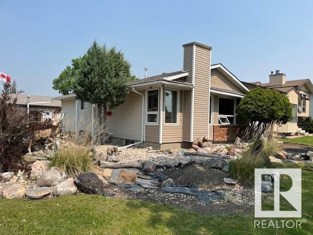 17903 92a St Nw Edmonton, Alberta