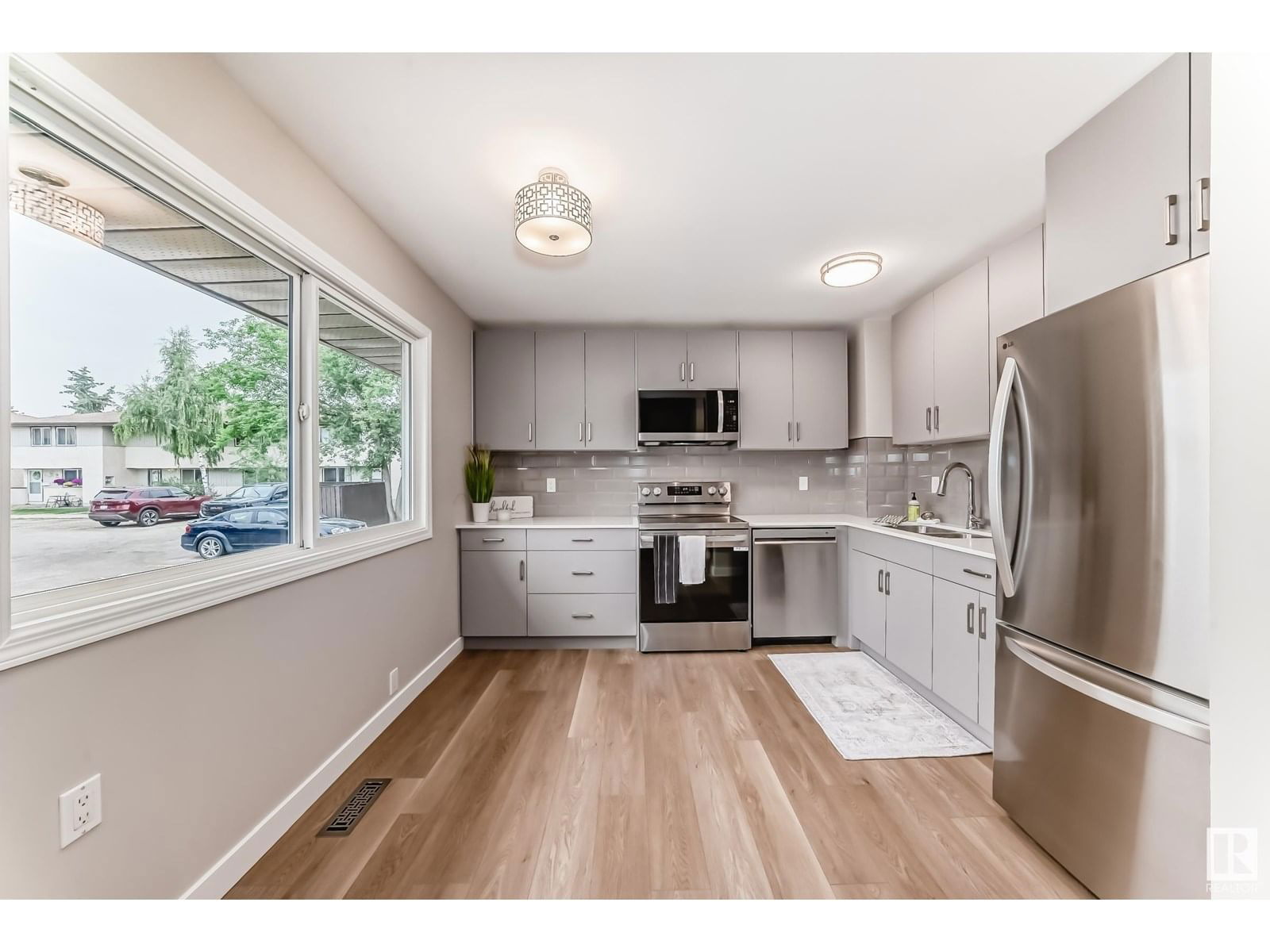 3161 138 AV Image 13