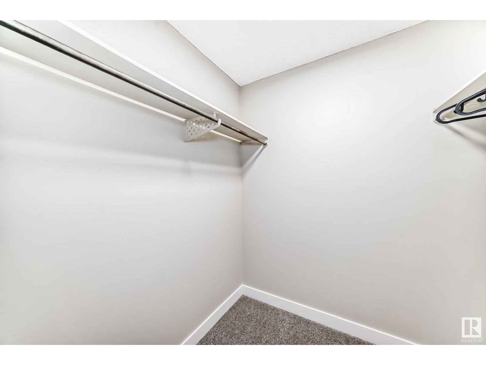 3161 138 AV Image 32