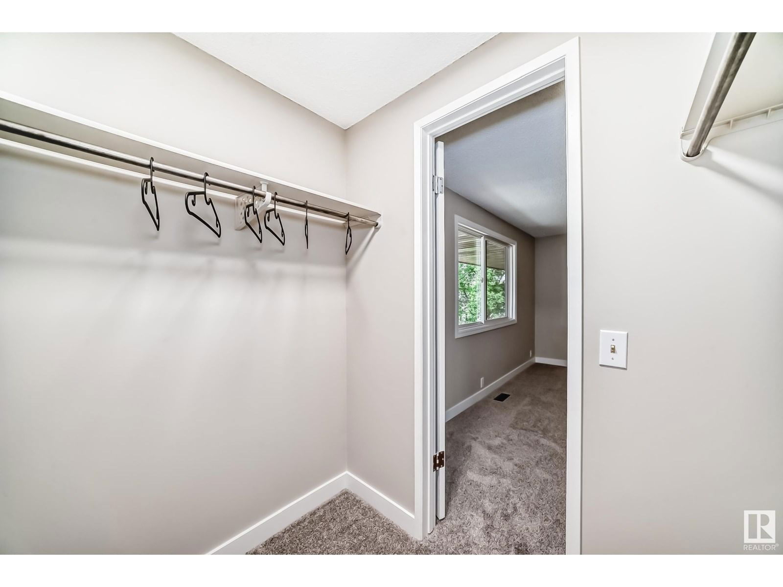 3161 138 AV Image 33