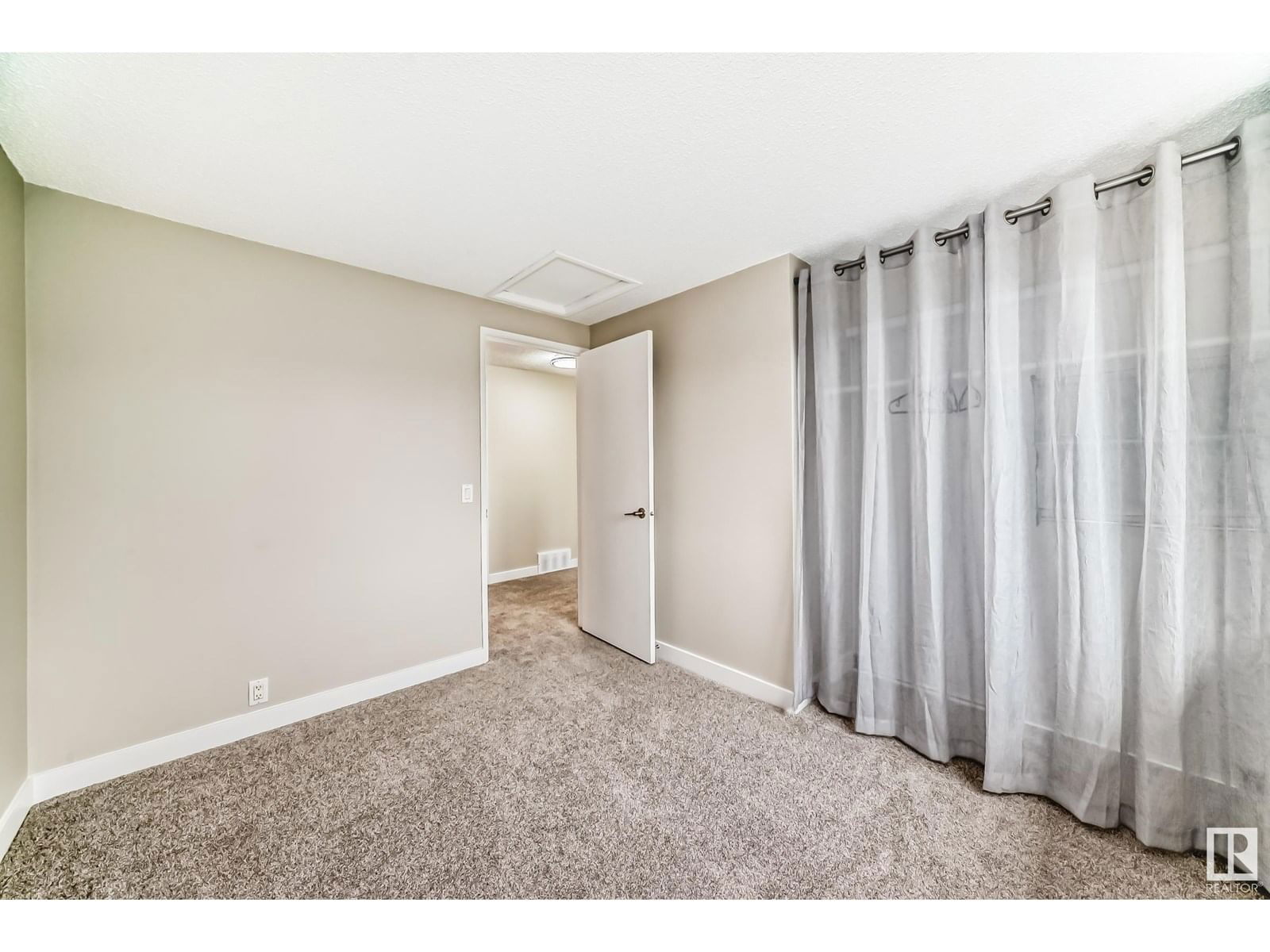 3161 138 AV Image 35