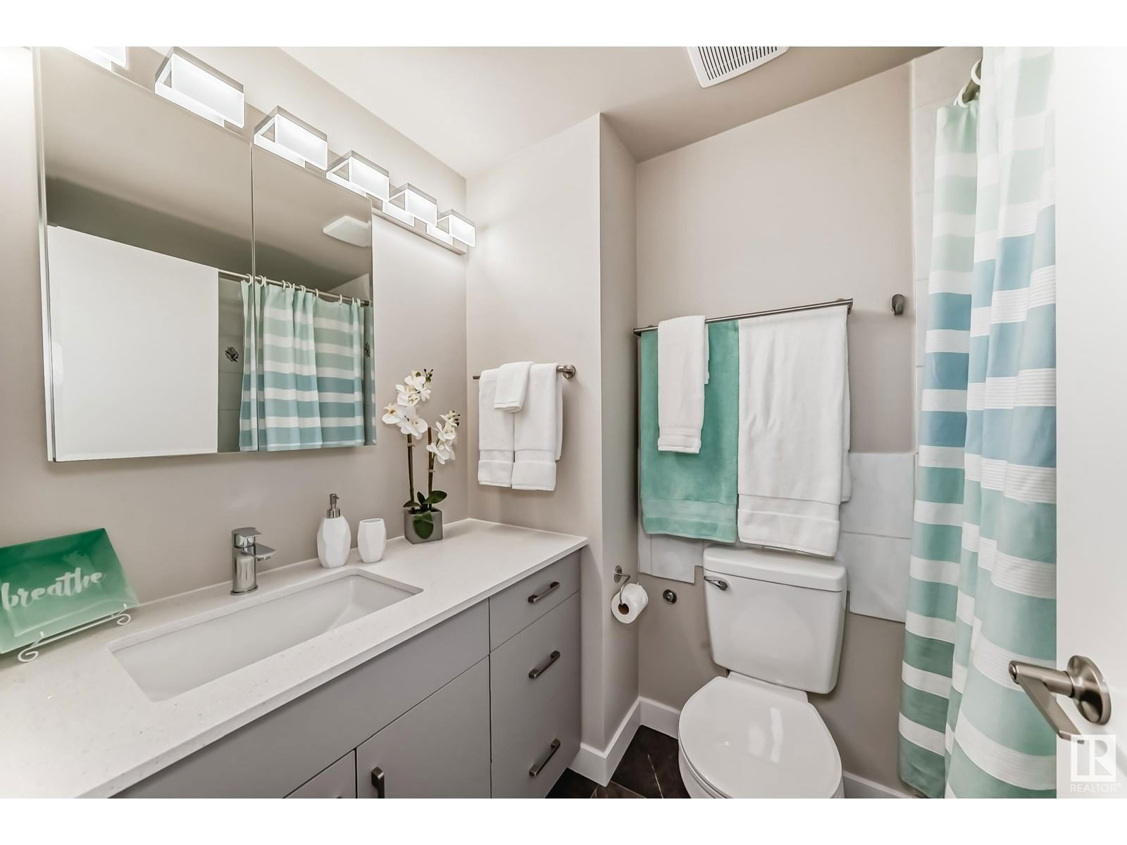 3161 138 AV Image 39