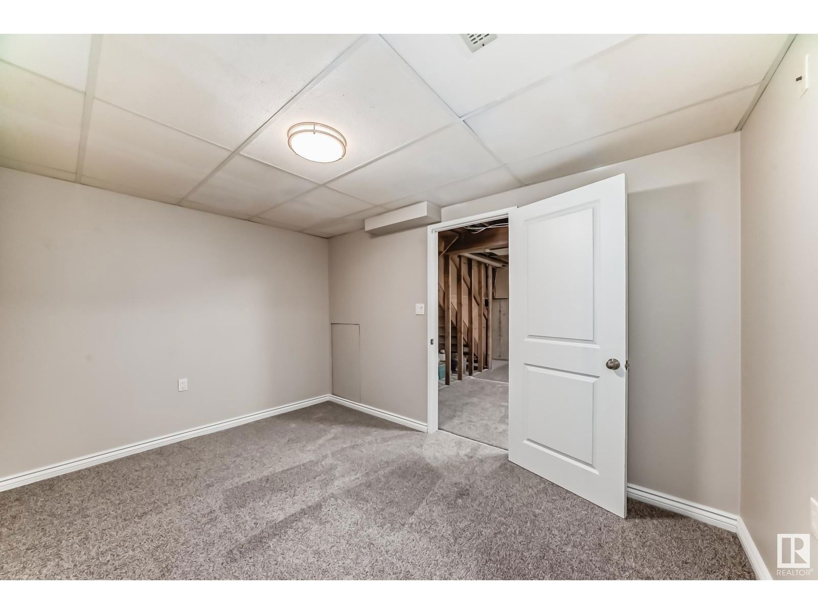 3161 138 AV Image 44