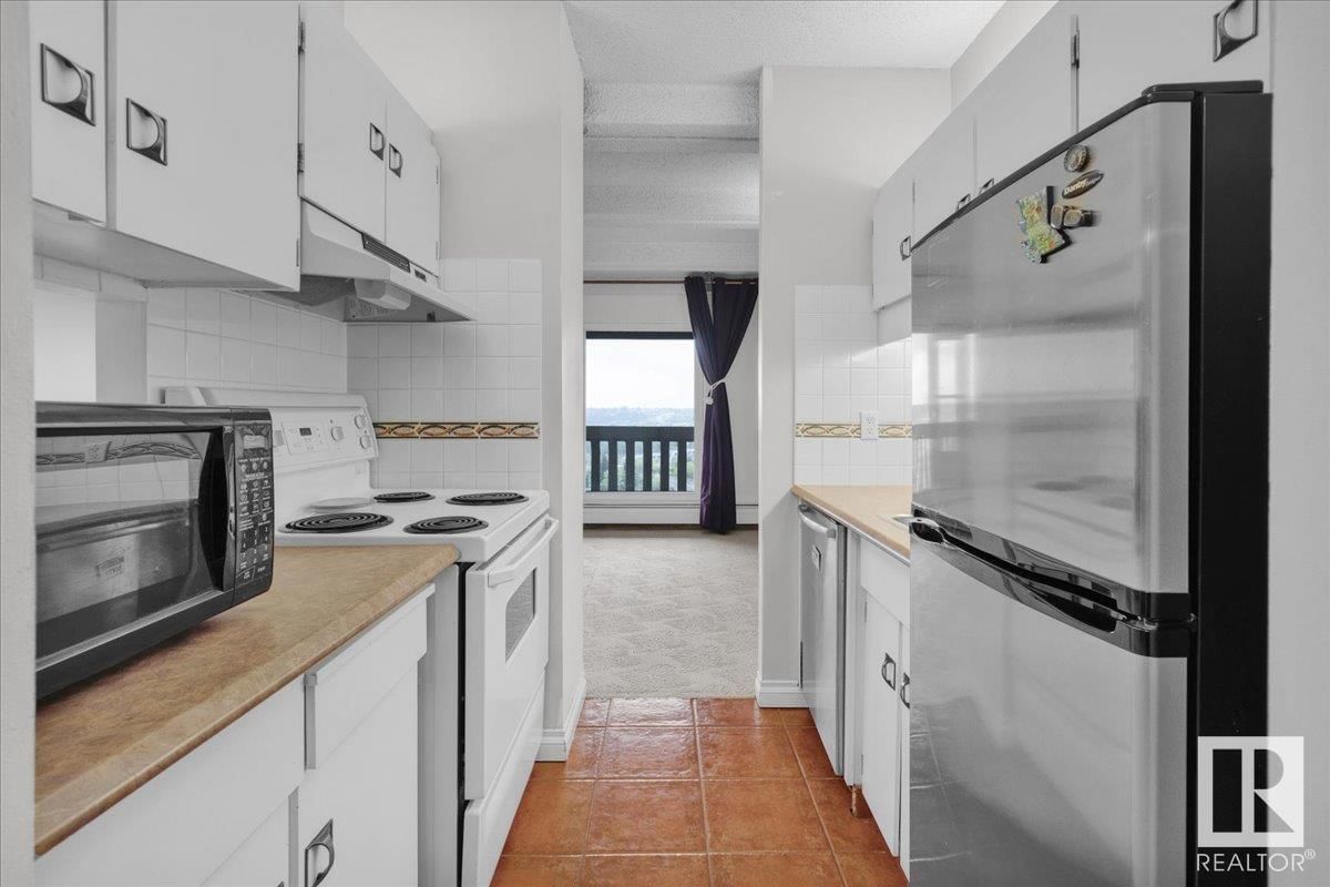 #1012 - 1012 9918 101 ST Image 17