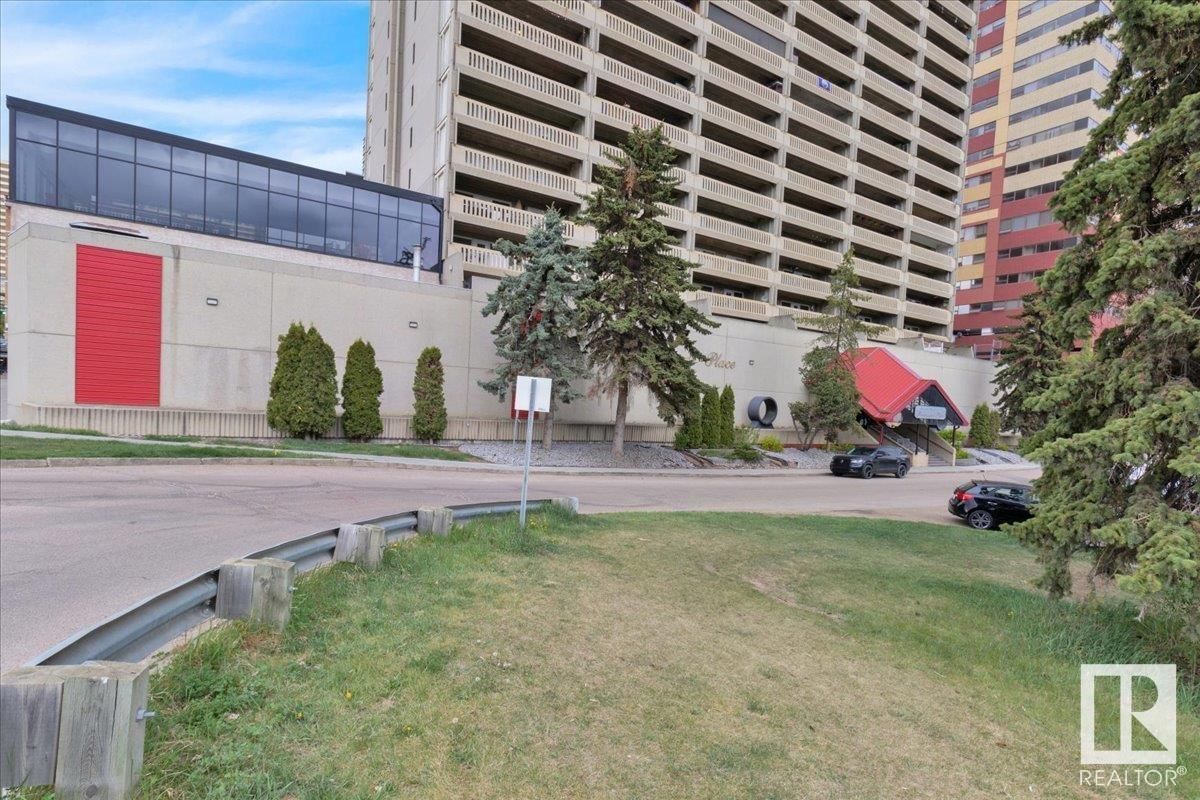 #1012 - 1012 9918 101 ST Image 53