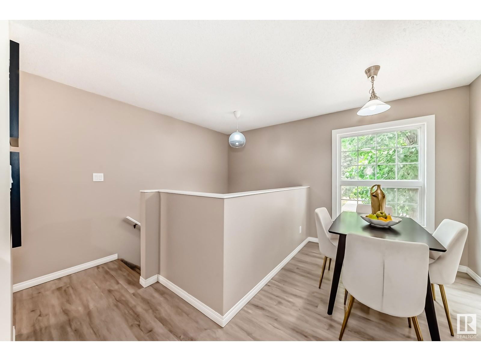#6 - 4630 17 AV NW Image 11
