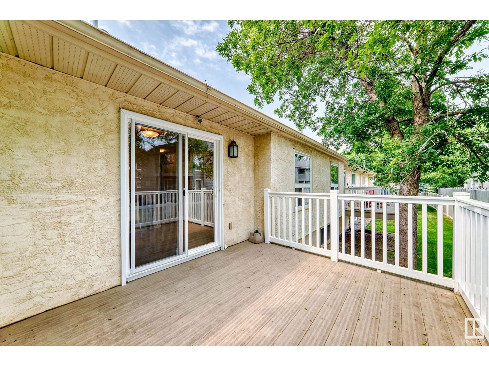 #6 - 4630 17 AV NW Image 15