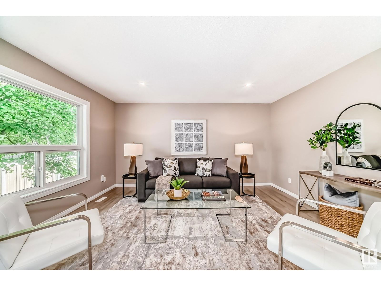 #6 - 4630 17 AV NW Image 19