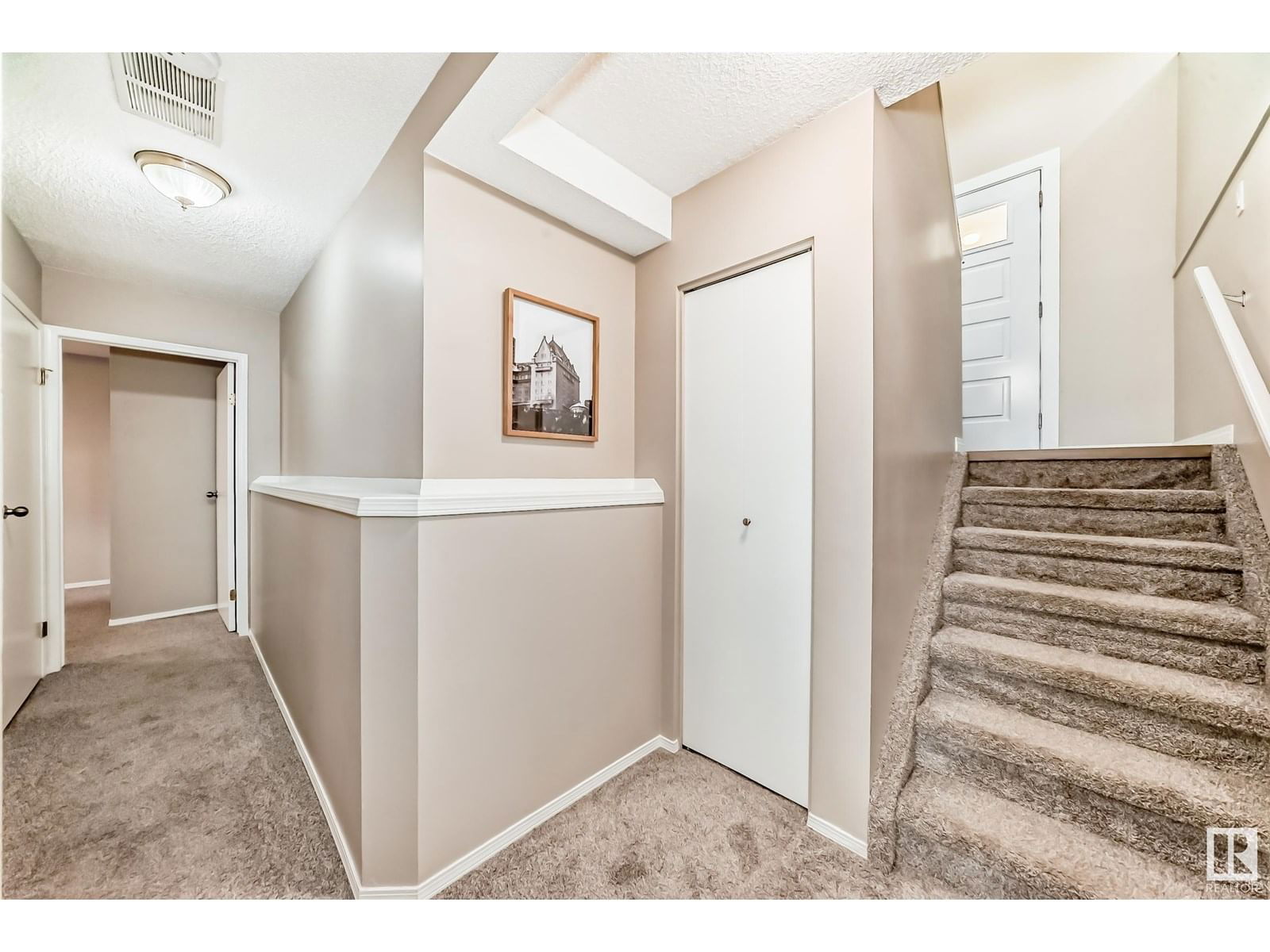 #6 - 4630 17 AV NW Image 41