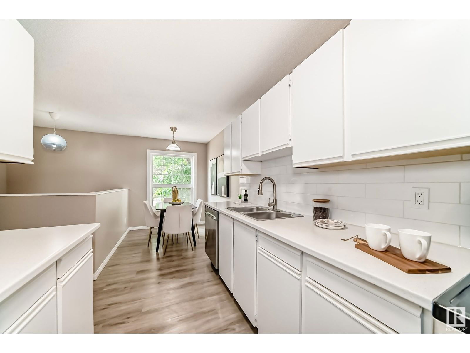 #6 - 4630 17 AV NW Image 7
