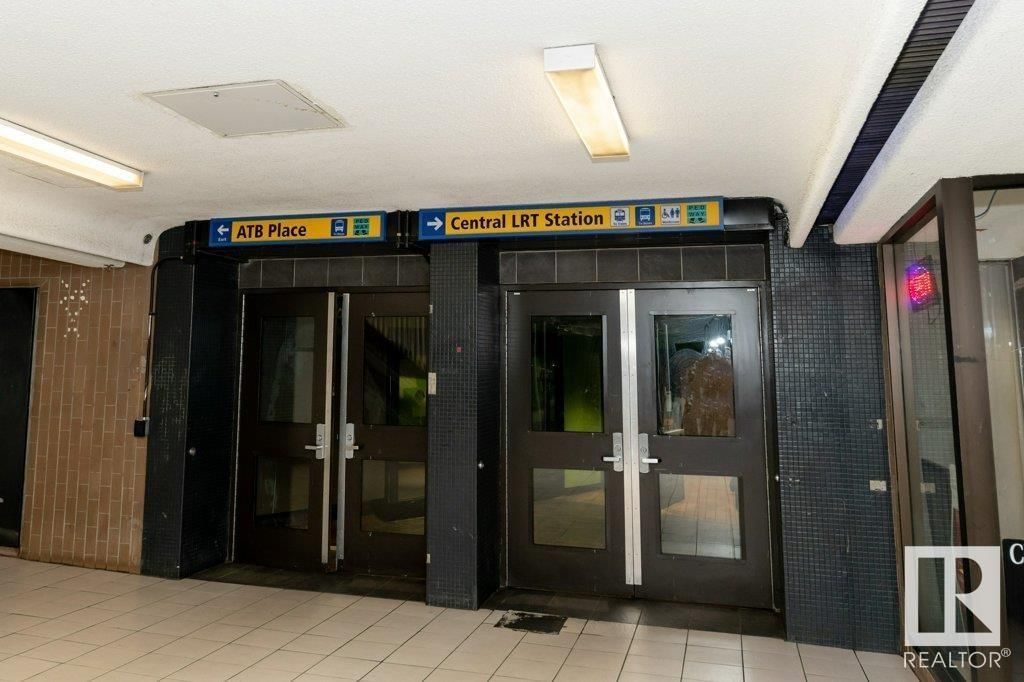 #308 - 10024 JASPER AVE Image 28
