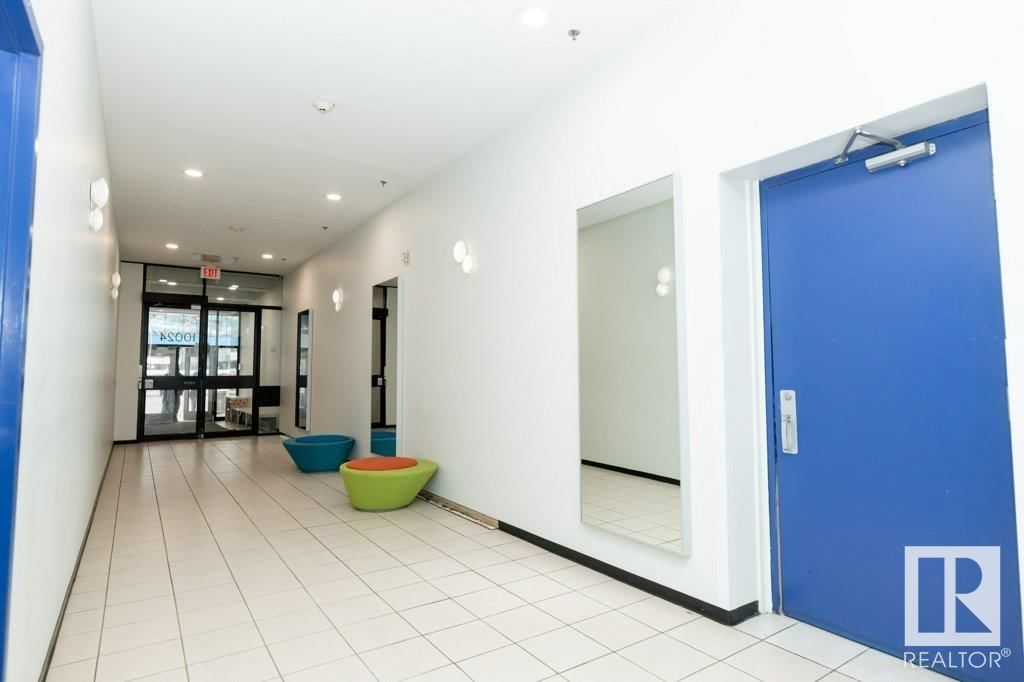 #308 - 10024 JASPER AVE Image 3