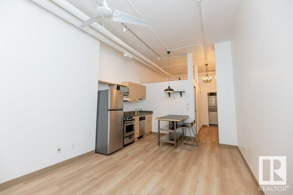 #308 - 10024 JASPER AVE Image 8