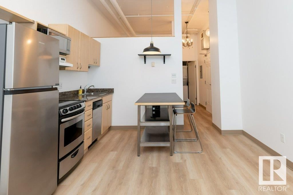 #308 - 10024 JASPER AVE Image 9