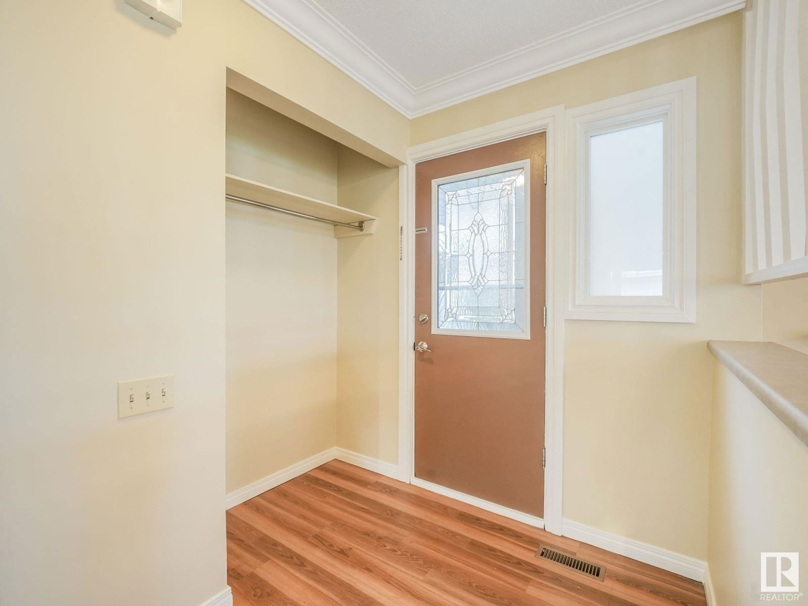 11443 105 ST Image 3