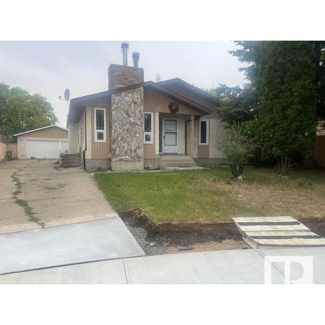 Nw - 14208 35 St Edmonton, Alberta