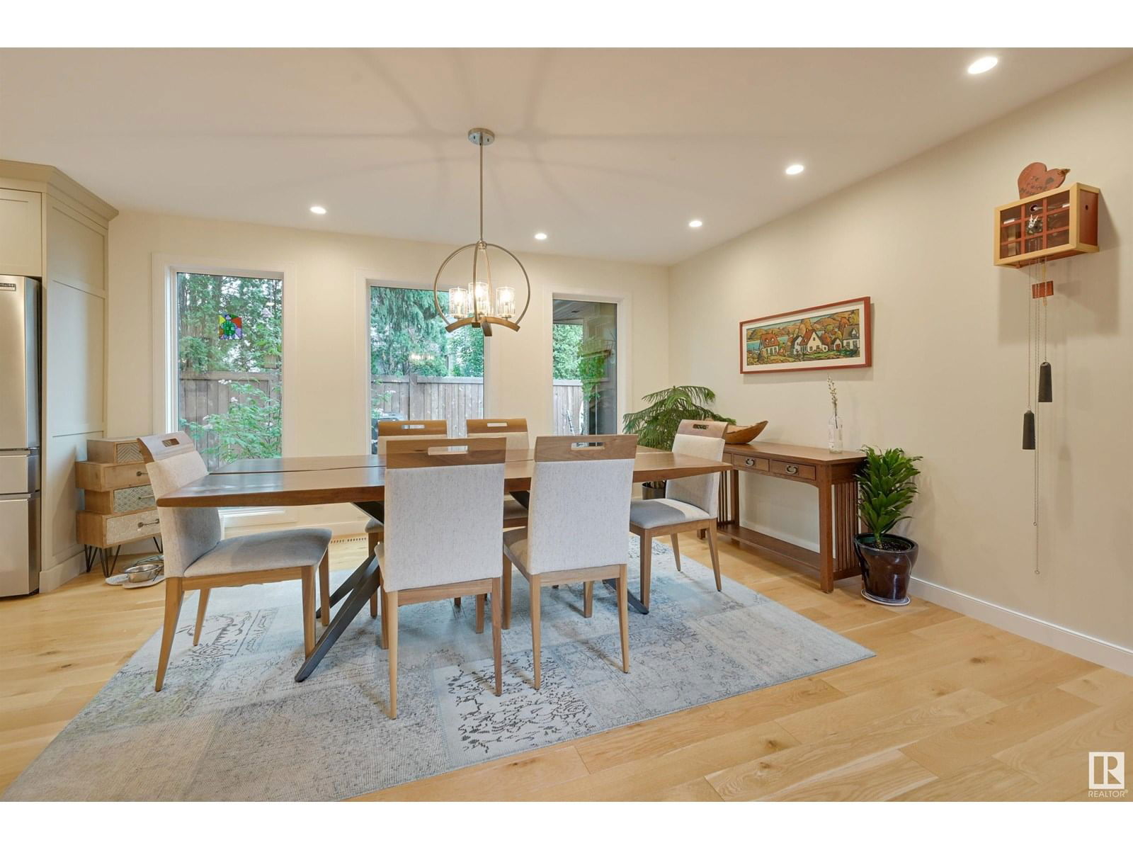 188 QUESNELL CR Image 30