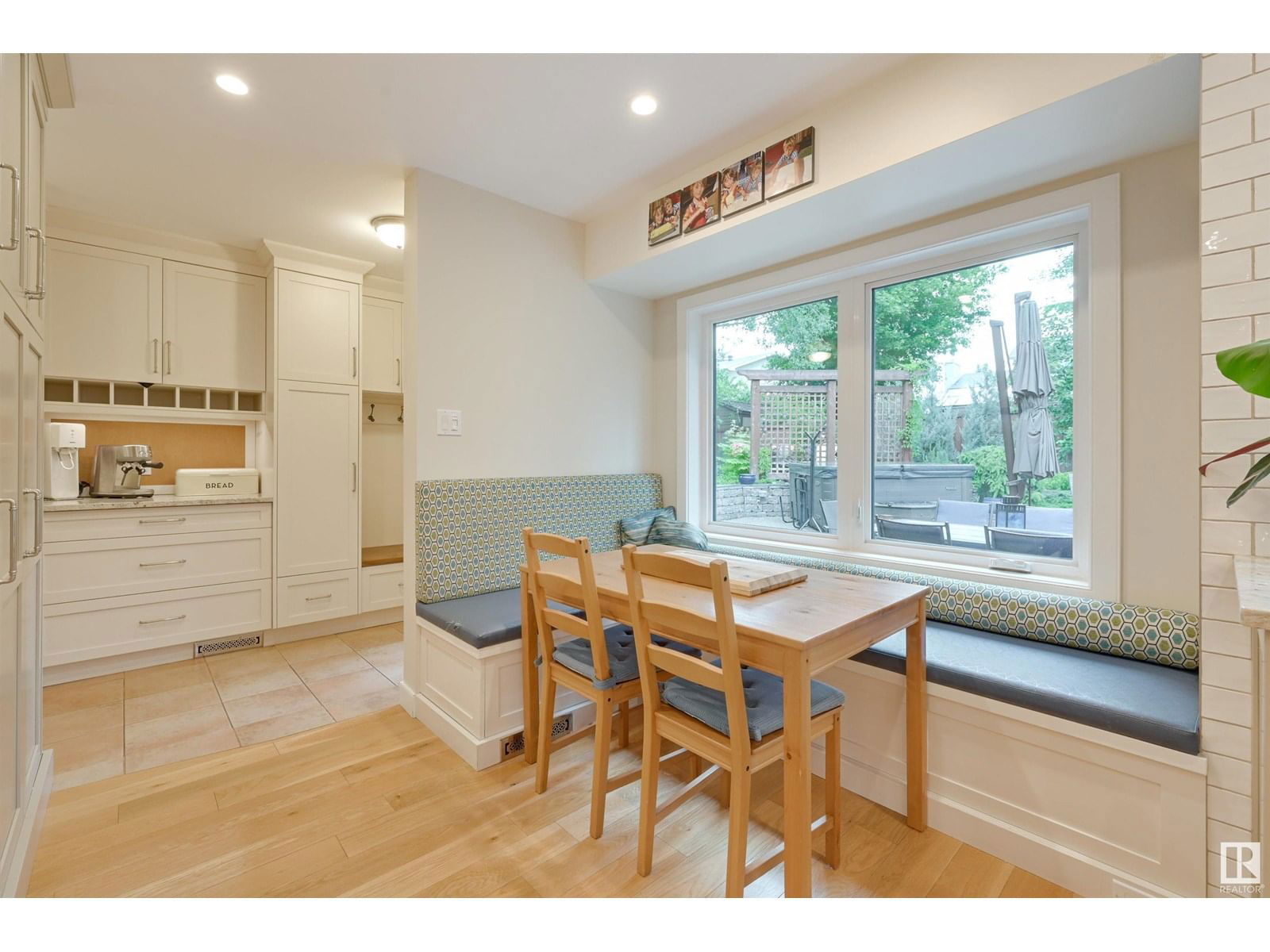 188 QUESNELL CR Image 38