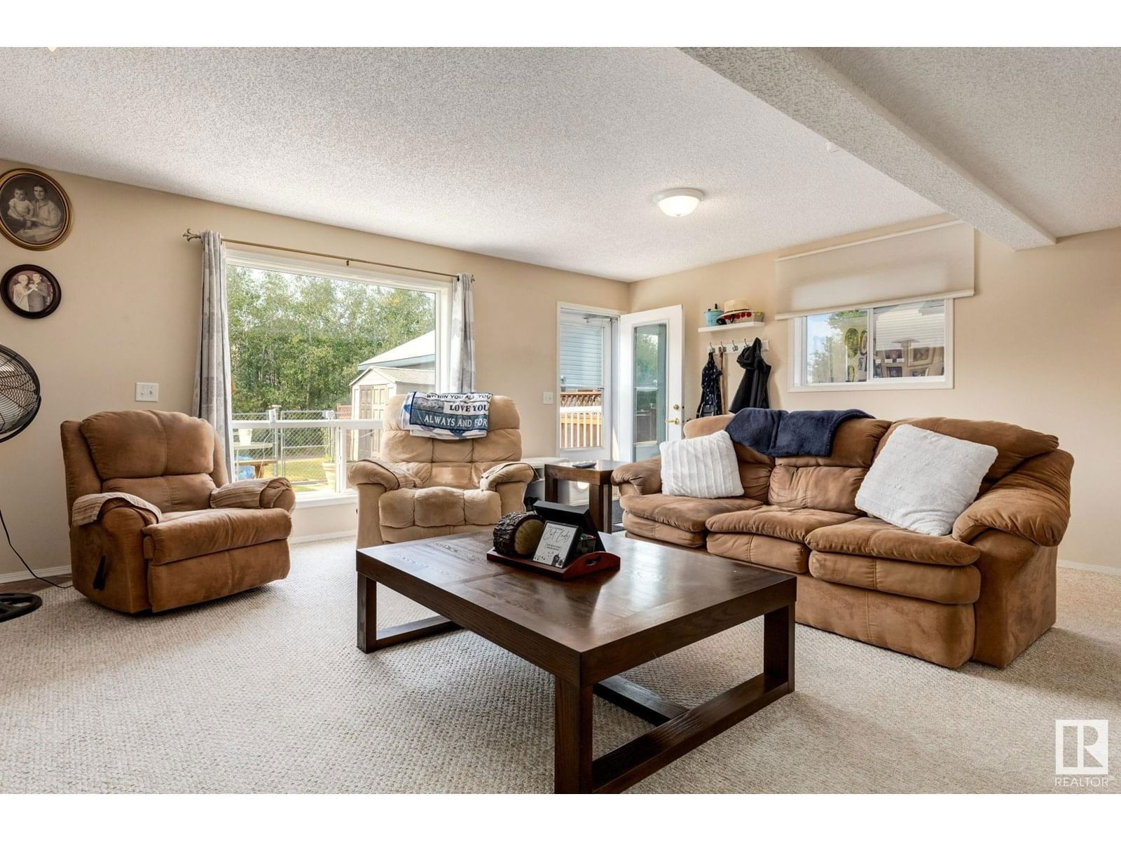 106 CAMPBELL RD Image 23