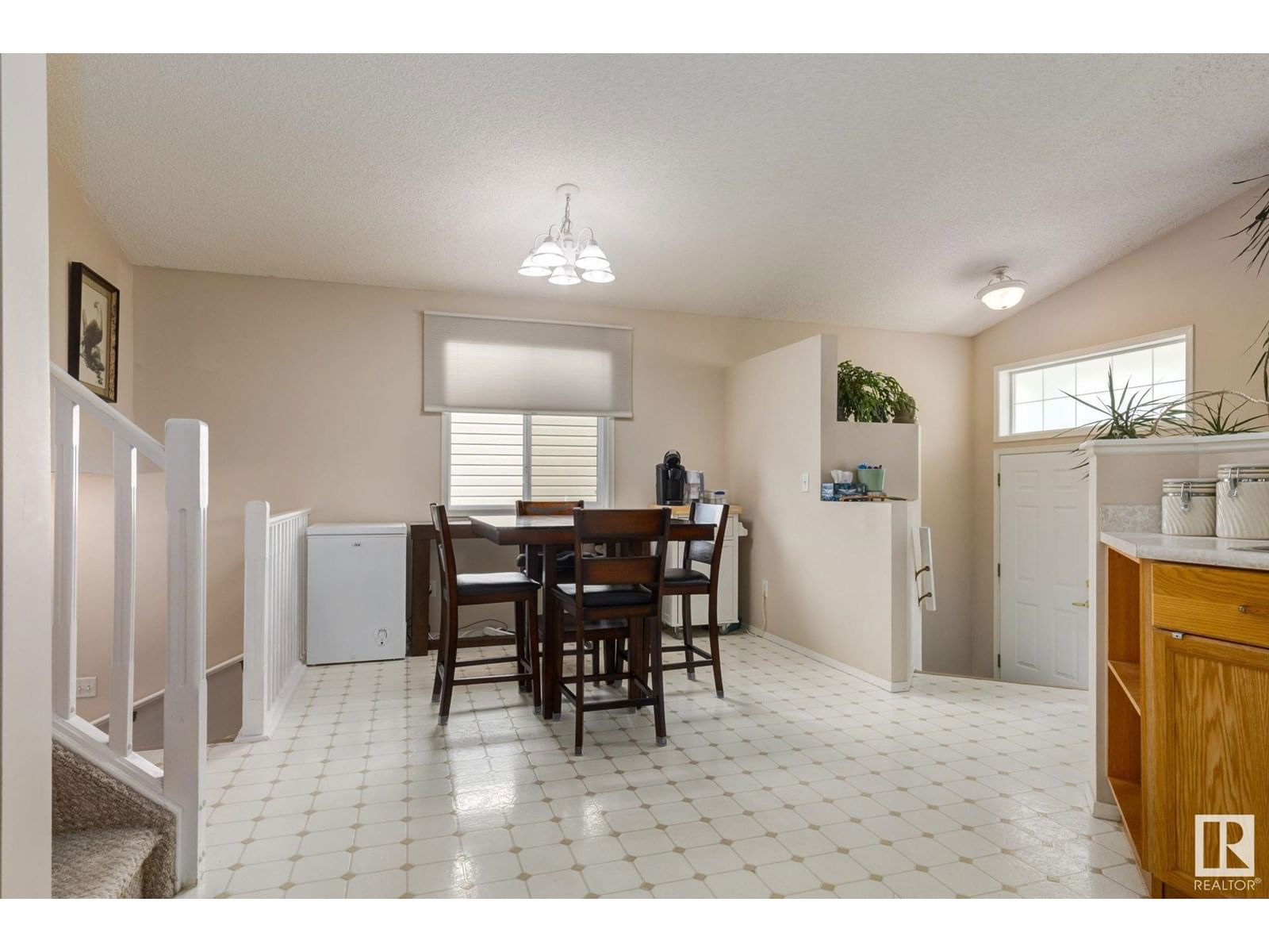 106 CAMPBELL RD Image 9