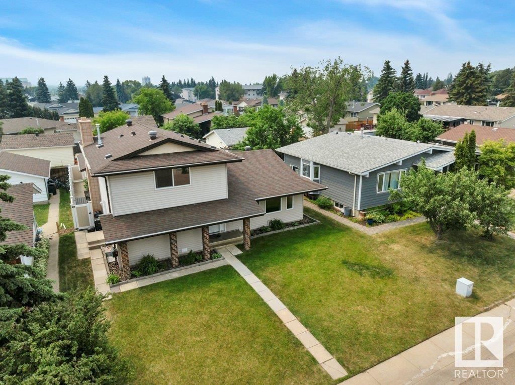 6031 37 AV Image 1