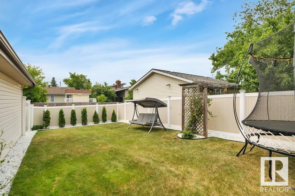 6031 37 AV Image 52
