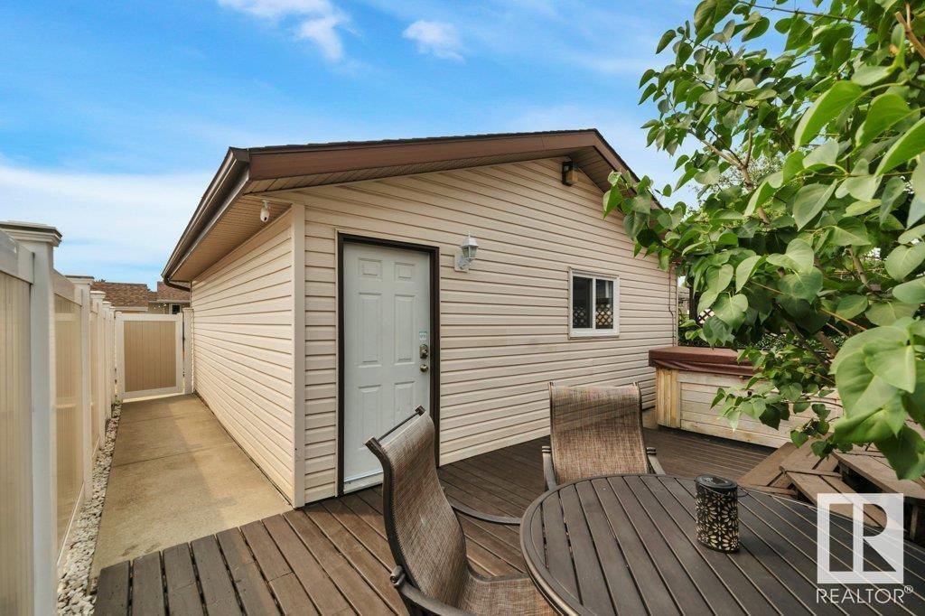 6031 37 AV Image 57