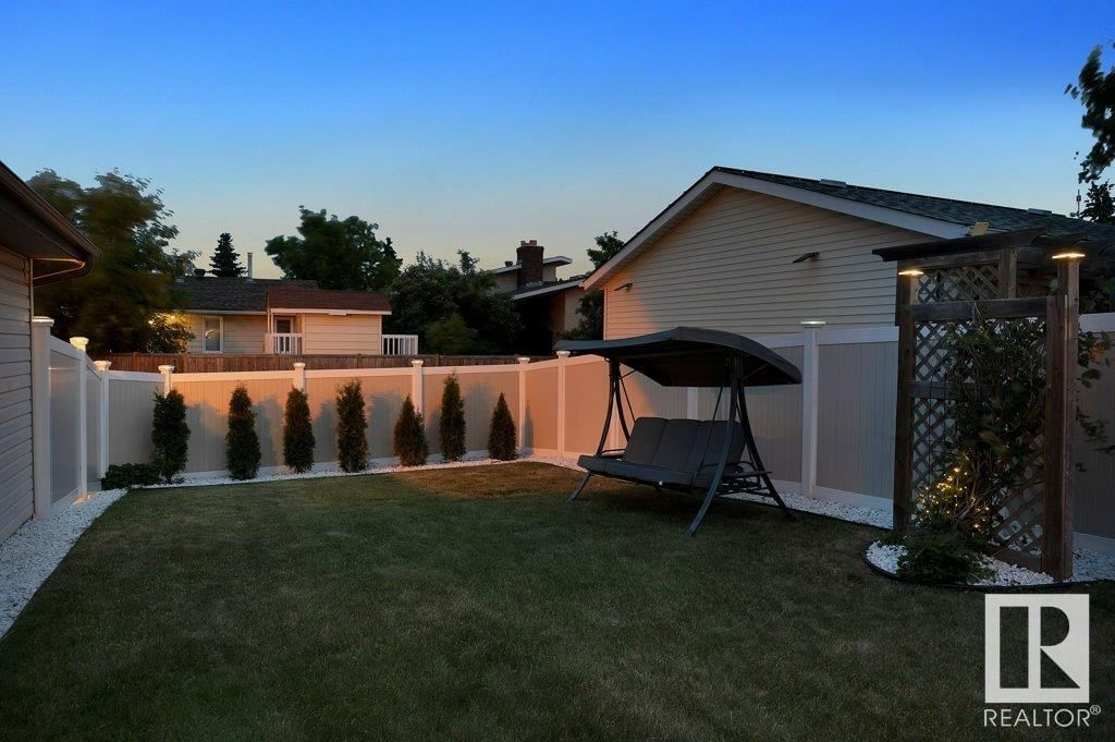 6031 37 AV Image 60