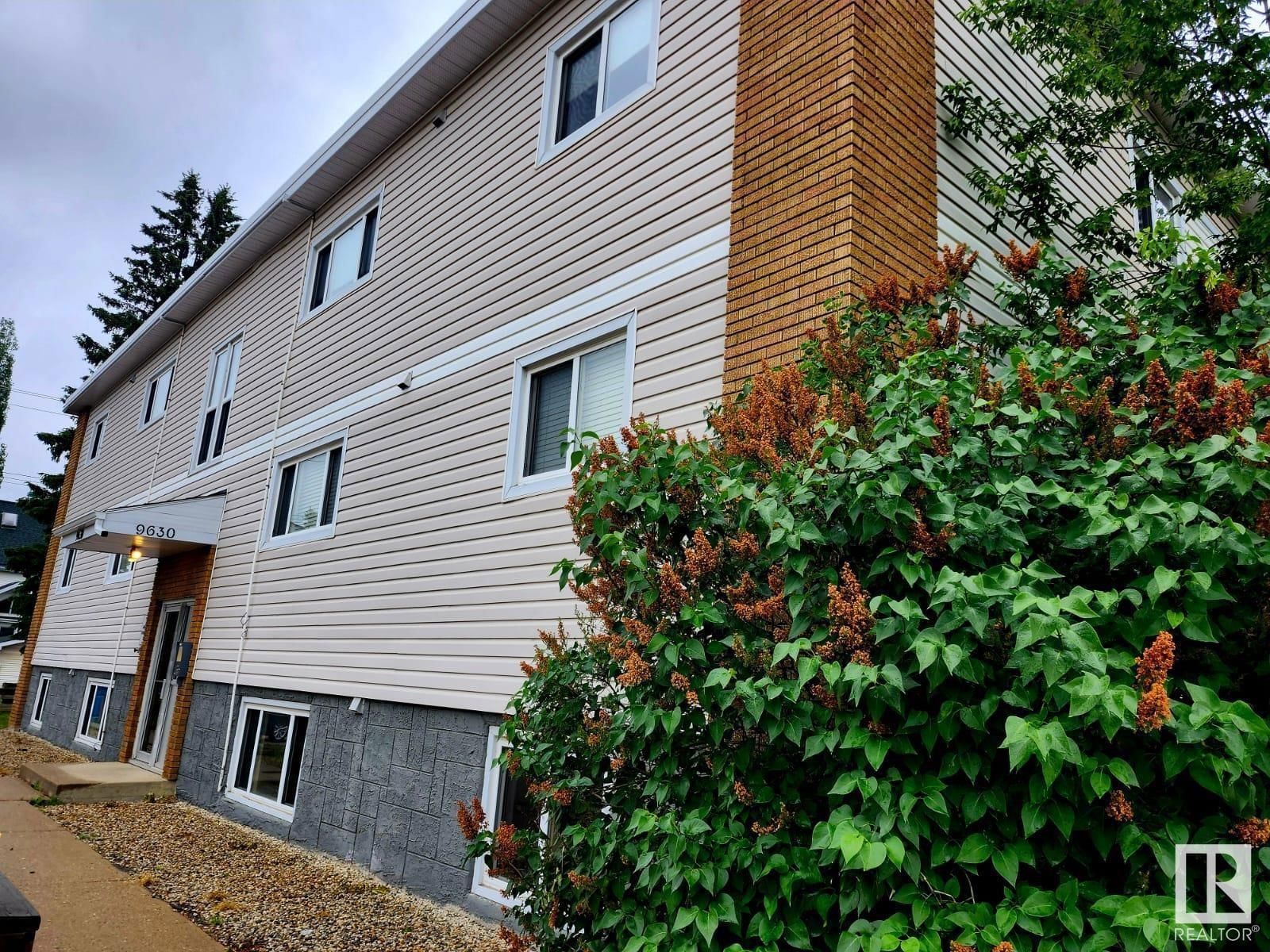 #10 - 9630 82 AV Image 10