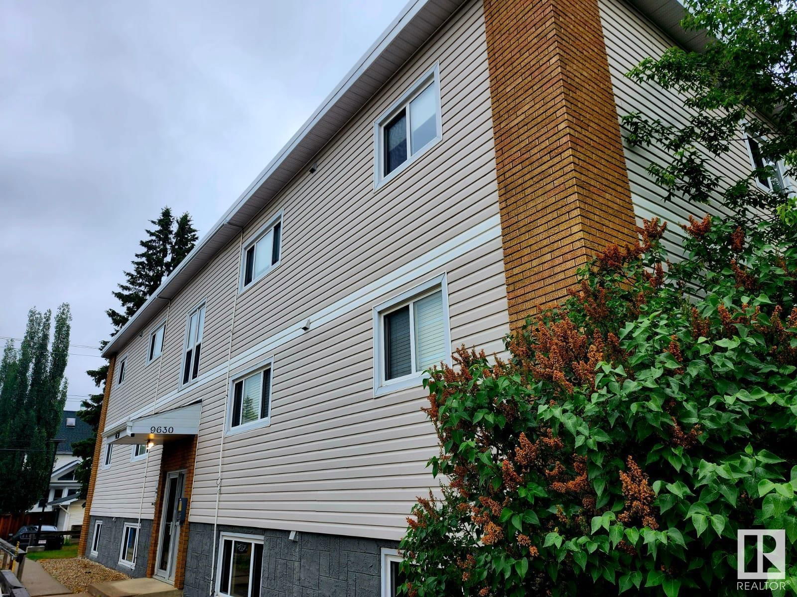 #10 - 9630 82 AV Image 9
