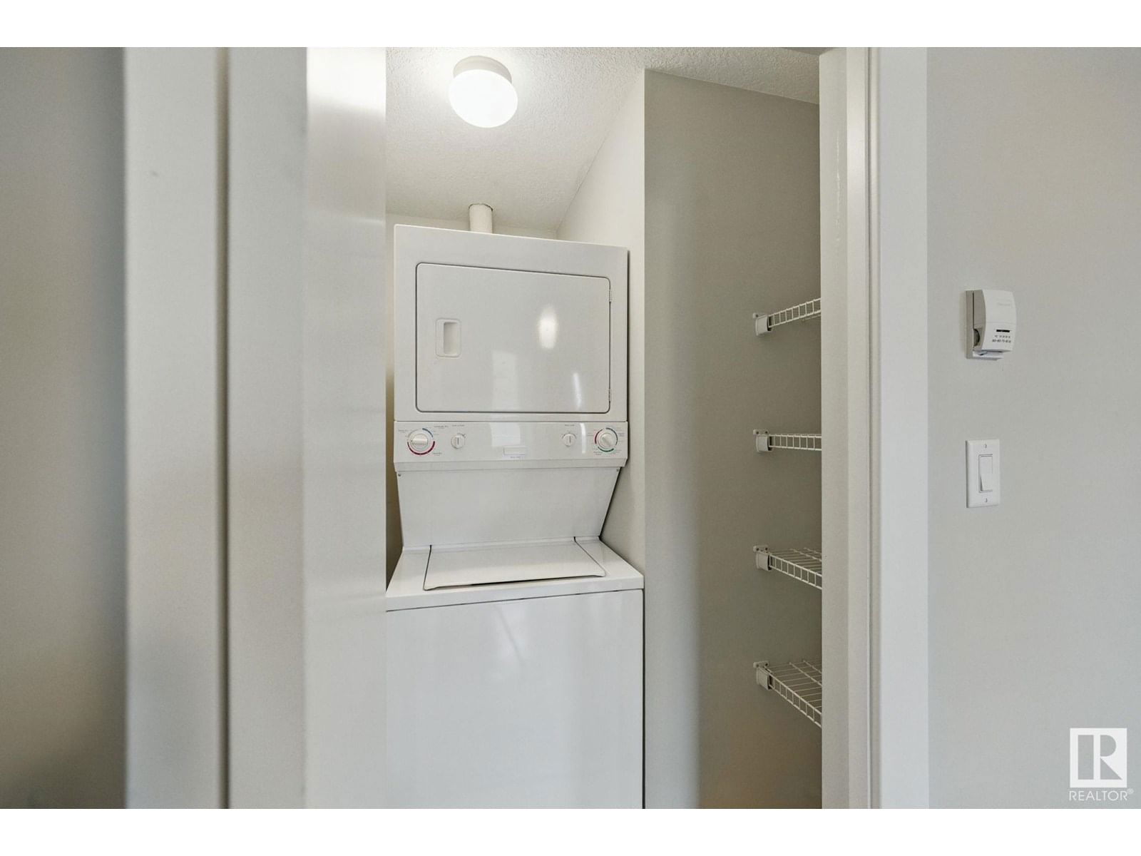 701 - 10152 104 ST NW Image 22