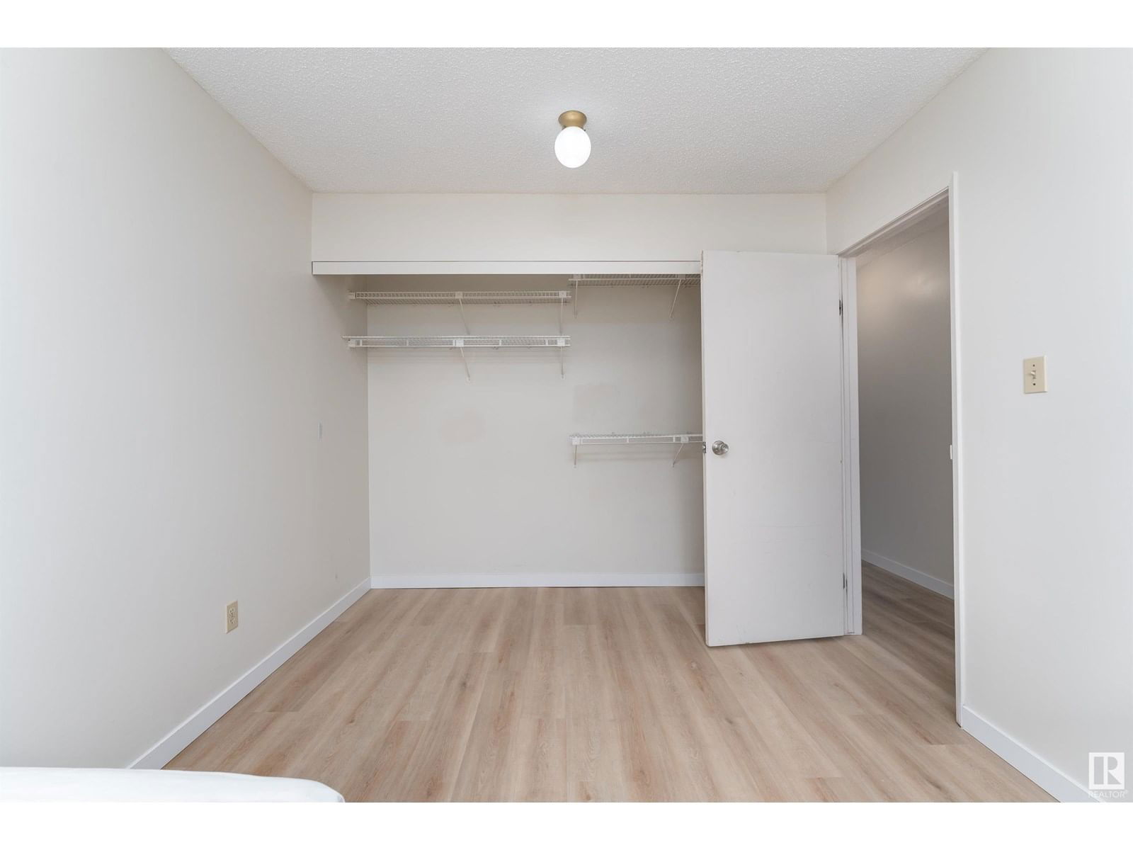 #78 - 7604 29 AV Image 17