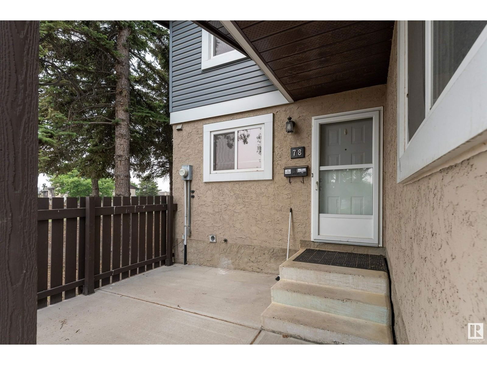 #78 - 7604 29 AV Image 35