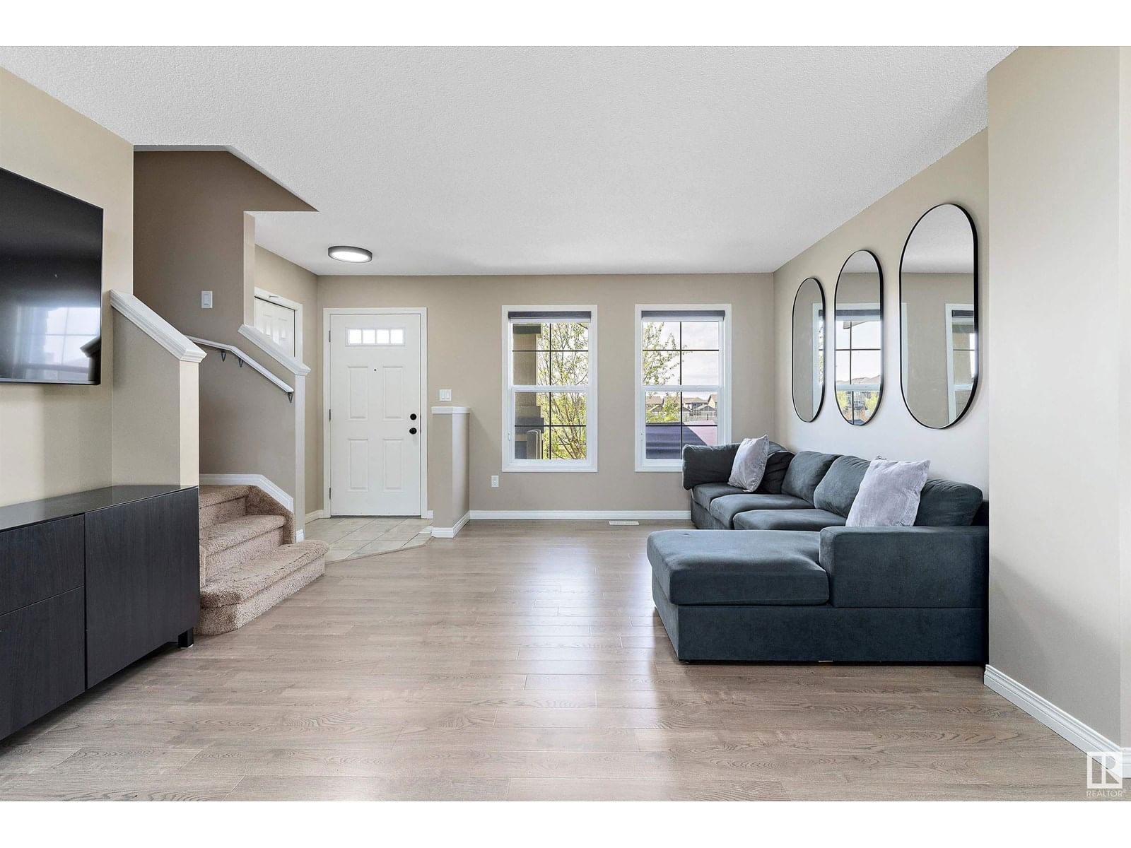 4029 ORCHARDS DR Image 13