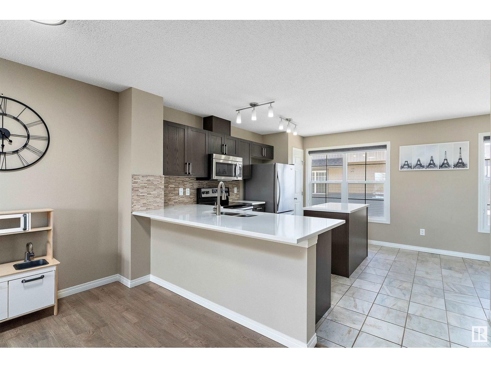 4029 ORCHARDS DR Image 20