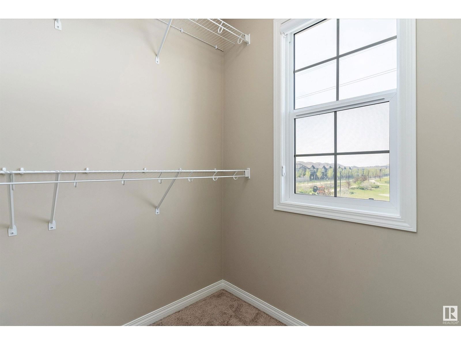 4029 ORCHARDS DR Image 30
