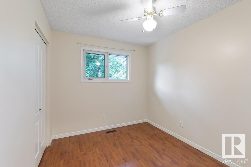 24 LUCERNE CR Image 17