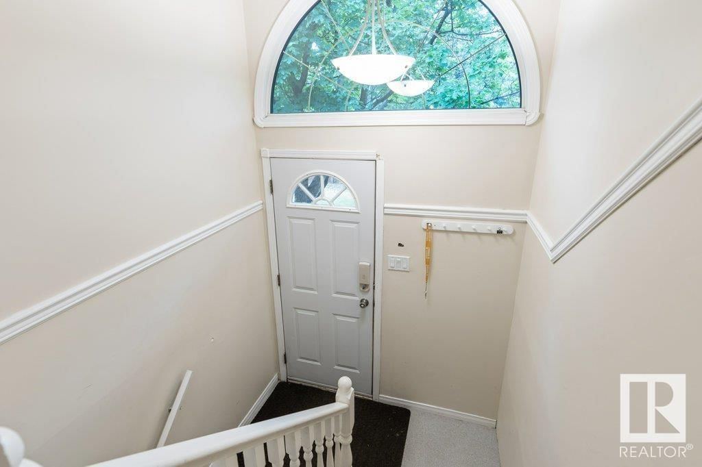 24 LUCERNE CR Image 25