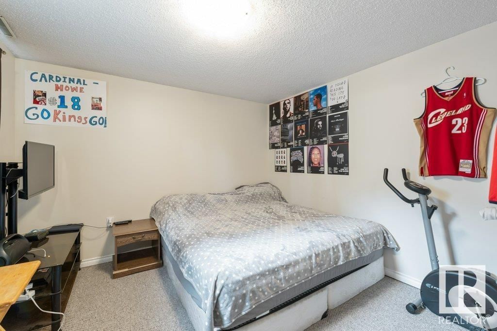 24 LUCERNE CR Image 36