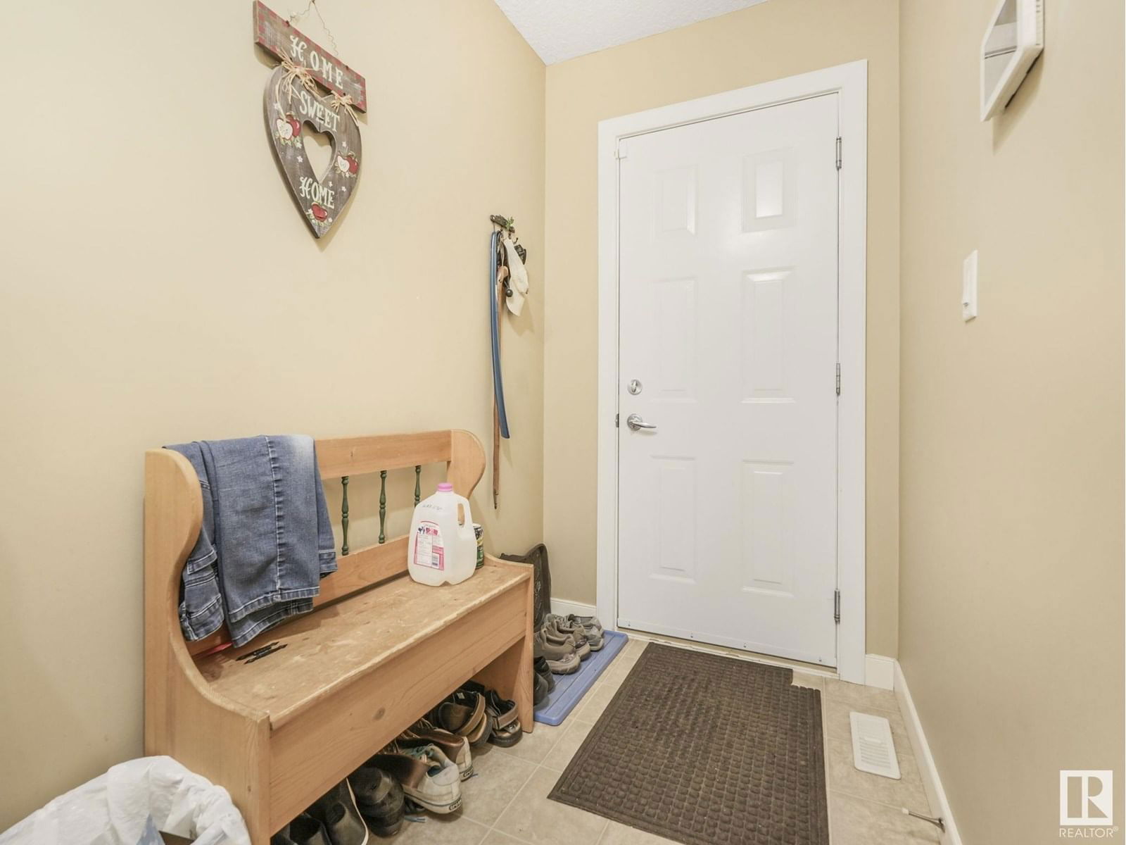 20545 92A AV Image 34