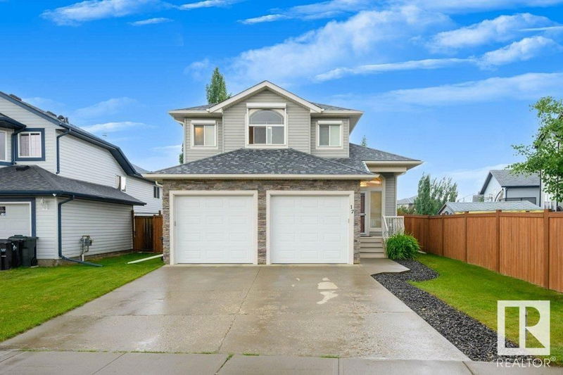 17 Haney Ld Spruce Grove, Alberta