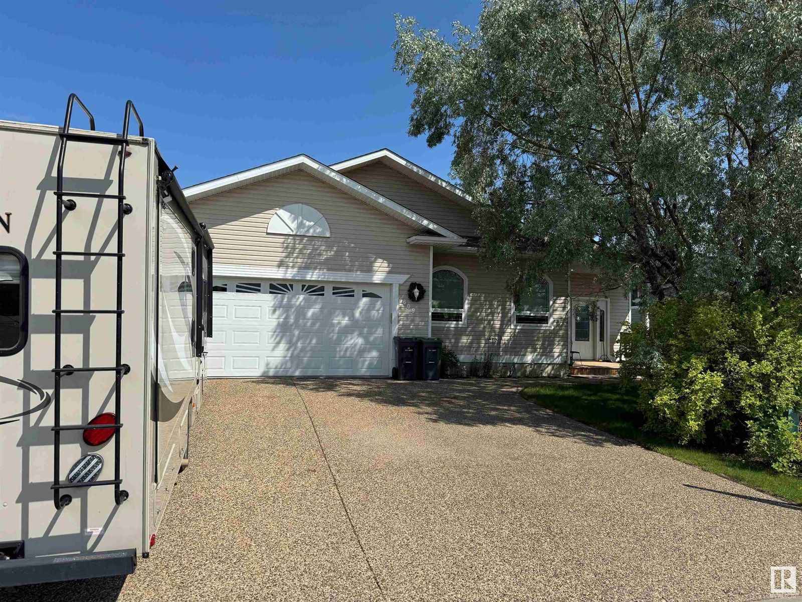 609 26 STREET ST Image 1